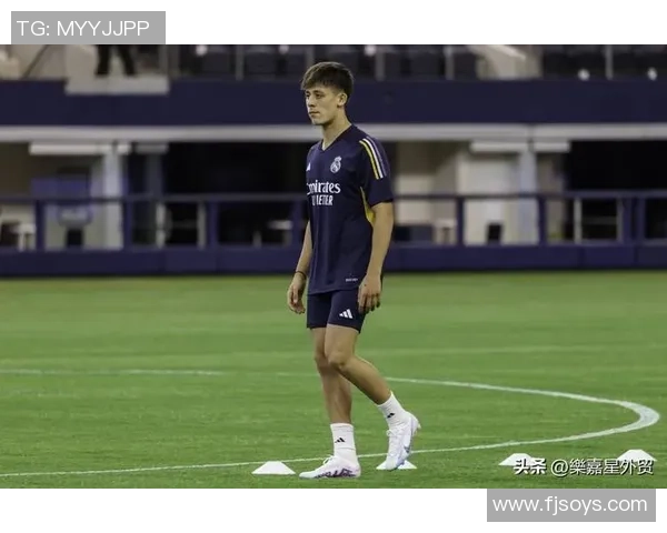 未来足球十大球星预测与分析新星崛起的趋势及潜力解析